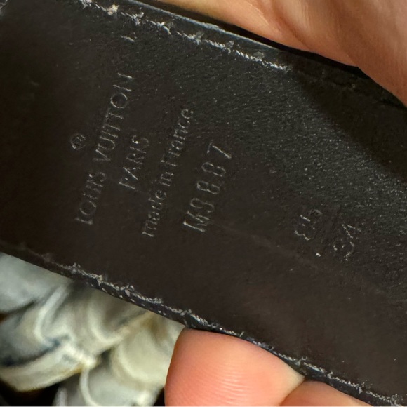 Louis Vuitton Belt - Reversible - Picture 3 of 3